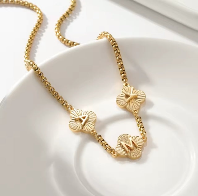 Clover Necklace