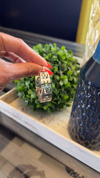 Hoopish “FOOTBALL slogan ”